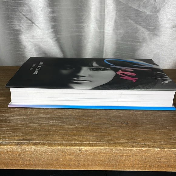 Cher The Memoir Part One First Edition Hardcover Book - Picture 7 of 9
